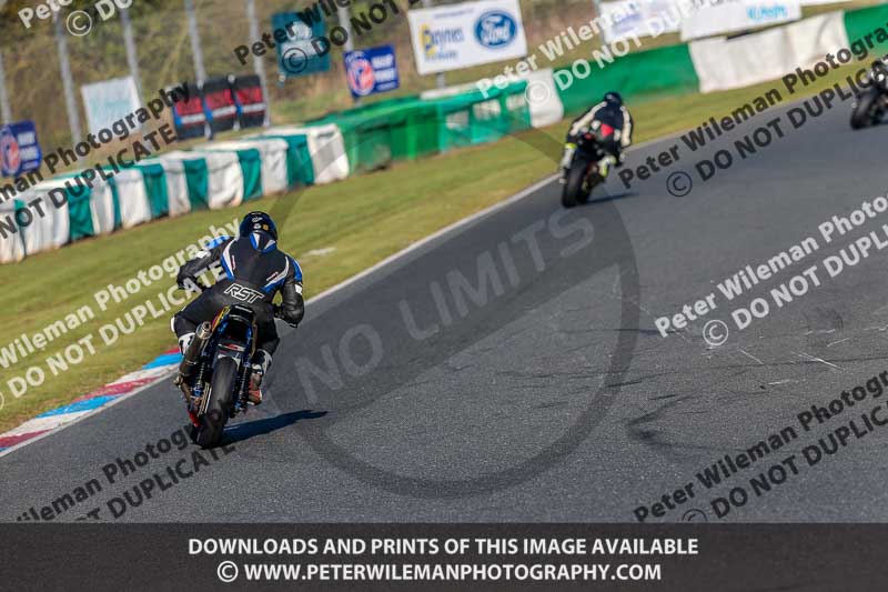 PJ Motorsport Photography 2018;enduro digital images;event digital images;eventdigitalimages;mallory park;mallory park photographs;mallory park trackday;mallory park trackday photographs;no limits trackdays;peter wileman photography;racing digital images;trackday digital images;trackday photos